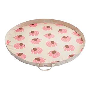 3 Sprouts portable play mat/toy storage